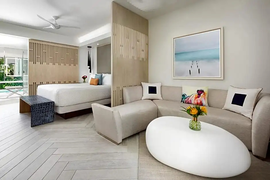 Double Suite with balcony (full double bed)