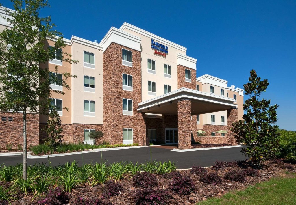 Fairfield Inn & Suites by Marriott Tallahassee Central image