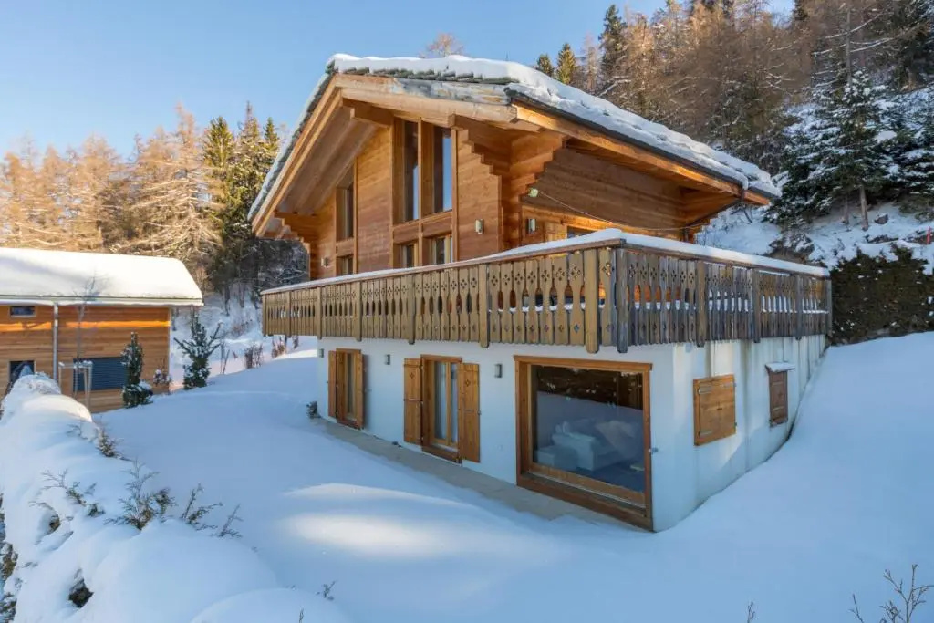 Superior Chalet