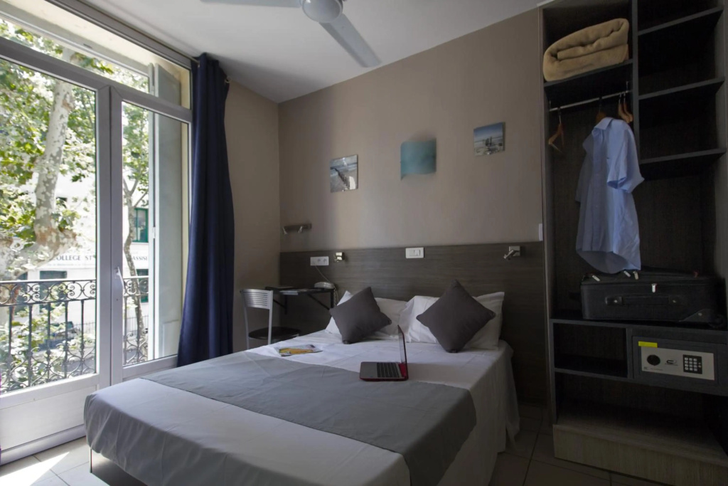 Le Strasbourg Hotel — 4