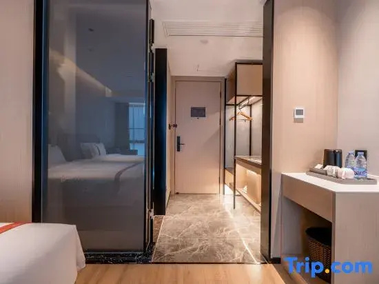 Deluxe Double room (twin beds)
