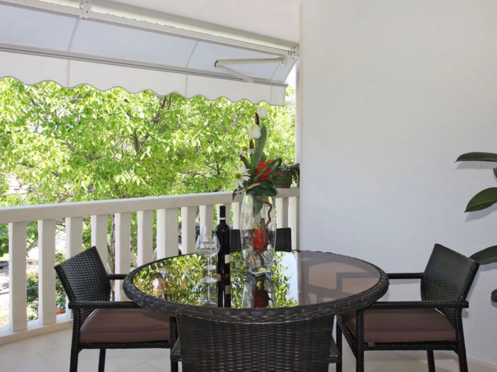 Balcony & Terrace