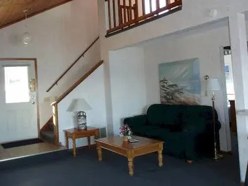 Pelican Shores — фото 6