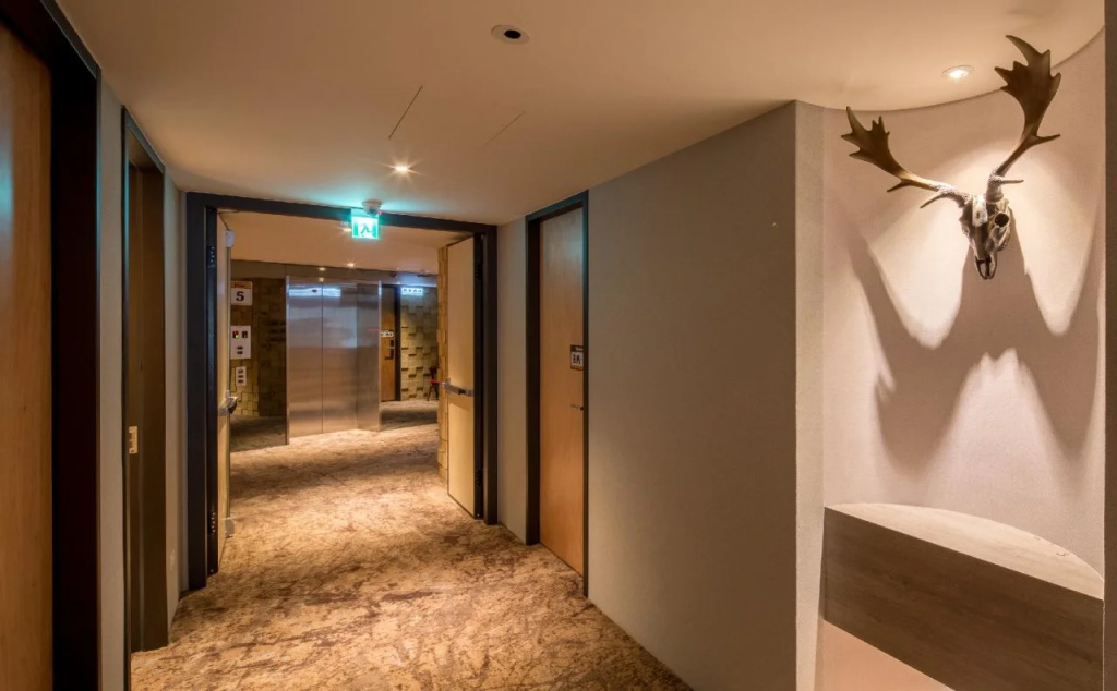 Roaders Hotel Zhonghua - Général