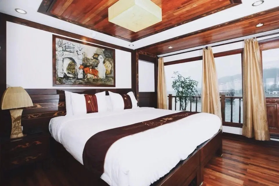 Deluxe Double room (full double bed)