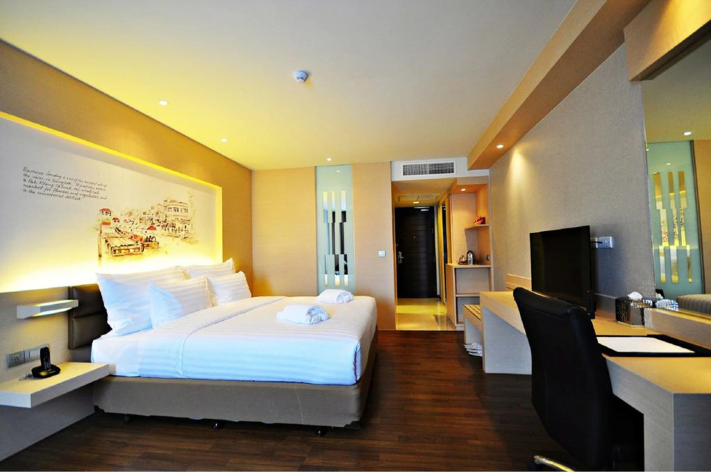 Parinda Hotel — фото