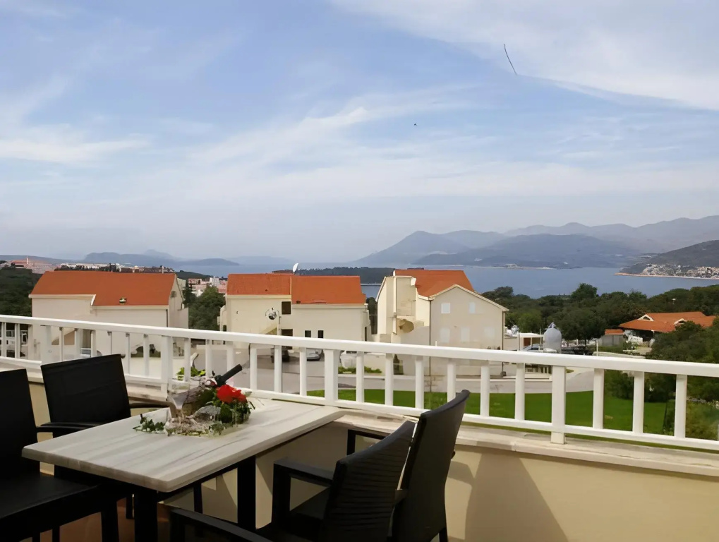 Pervanovo Apartments