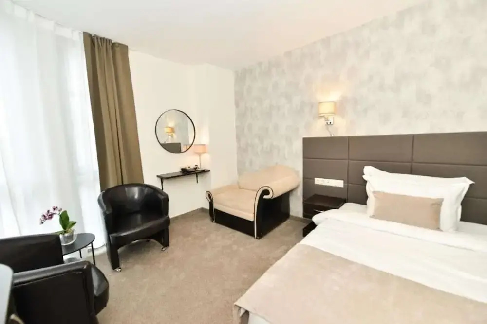 Art Plaza Hotel - Chambres