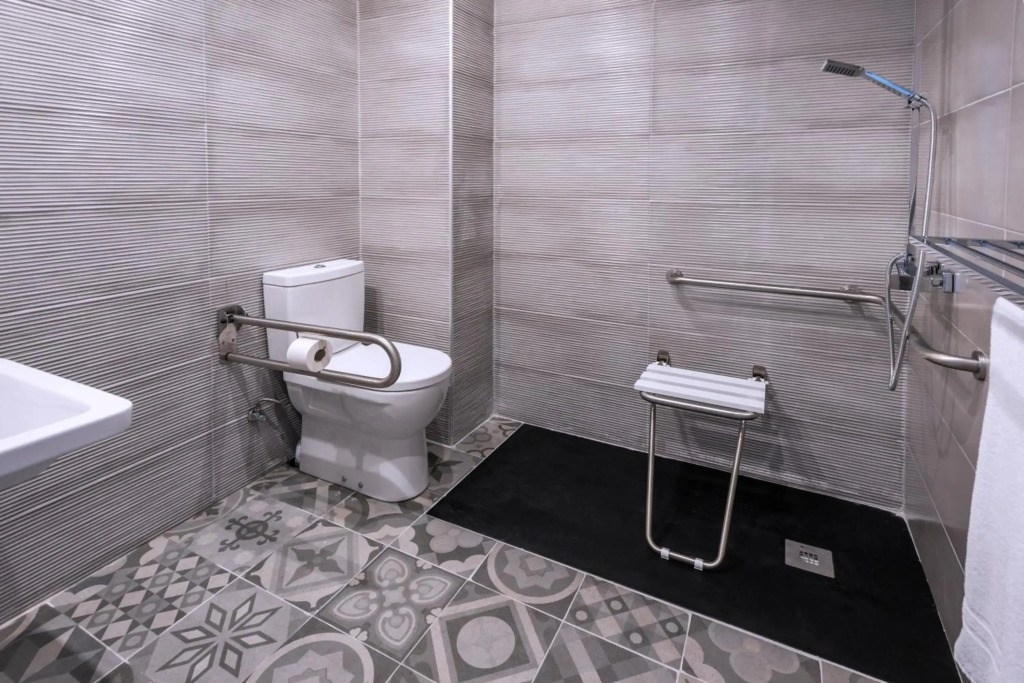 Hotel Oasis Park Splash photo 9