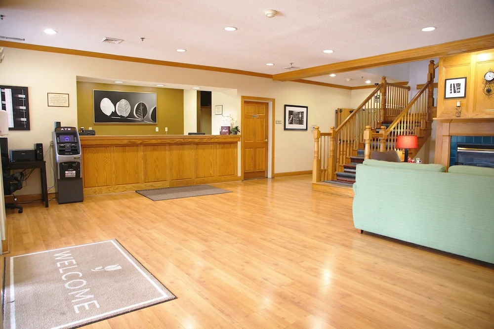 Country Inn & Suites by Radisson, Bloomington-Normal West, IL — фото 4