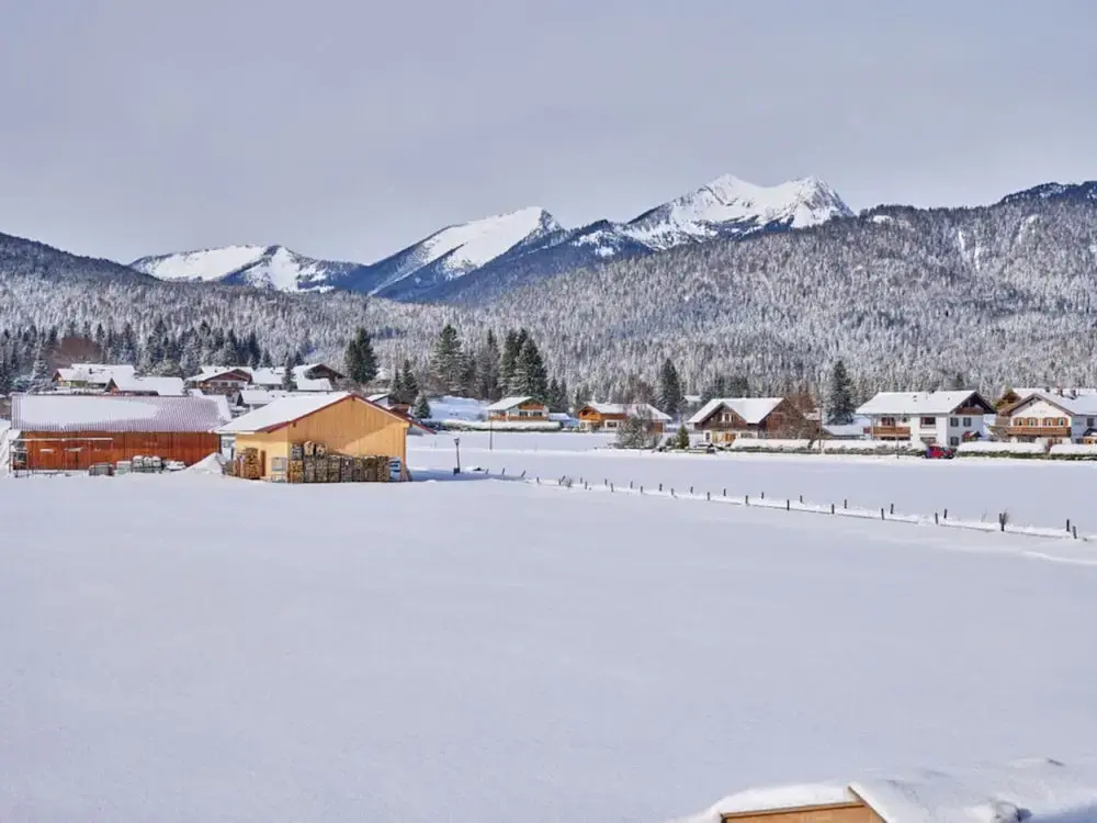 Holiday Apartment "wetterstein"