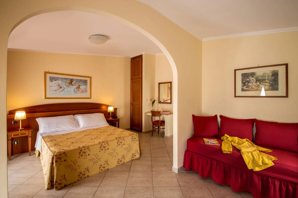 Hotel photo 18