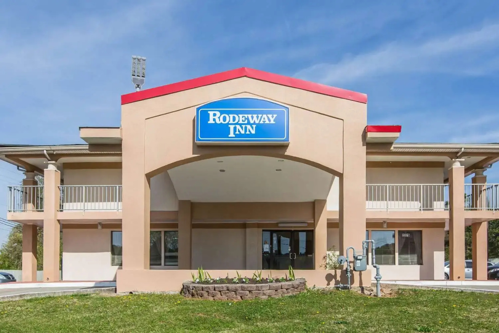 Rodeway Inn Marietta near Dobbins ARB Hotel