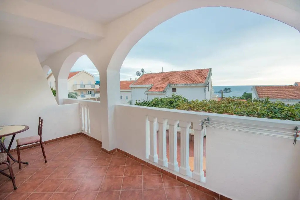 Studio with sea view