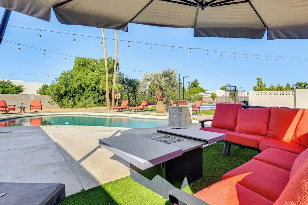 Sports Court + Hot Tub: Luxe Scottsdale Retreat!