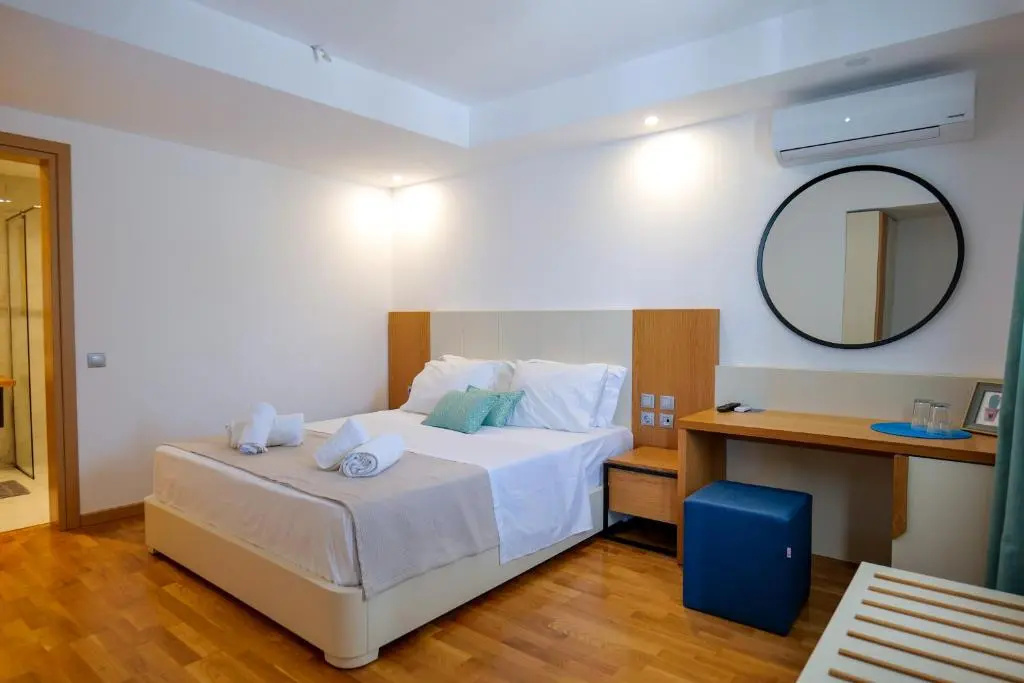 Economy room