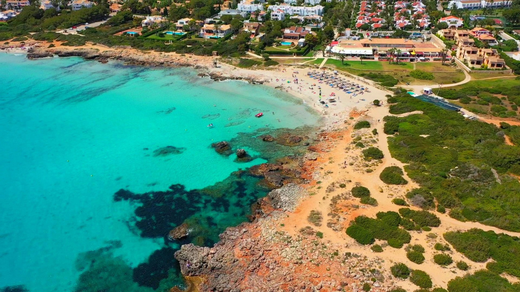 Beach & Waterfront