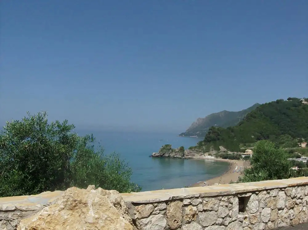 Family Friendly Apartments With a Swimming Pool on Pelekas Beach
