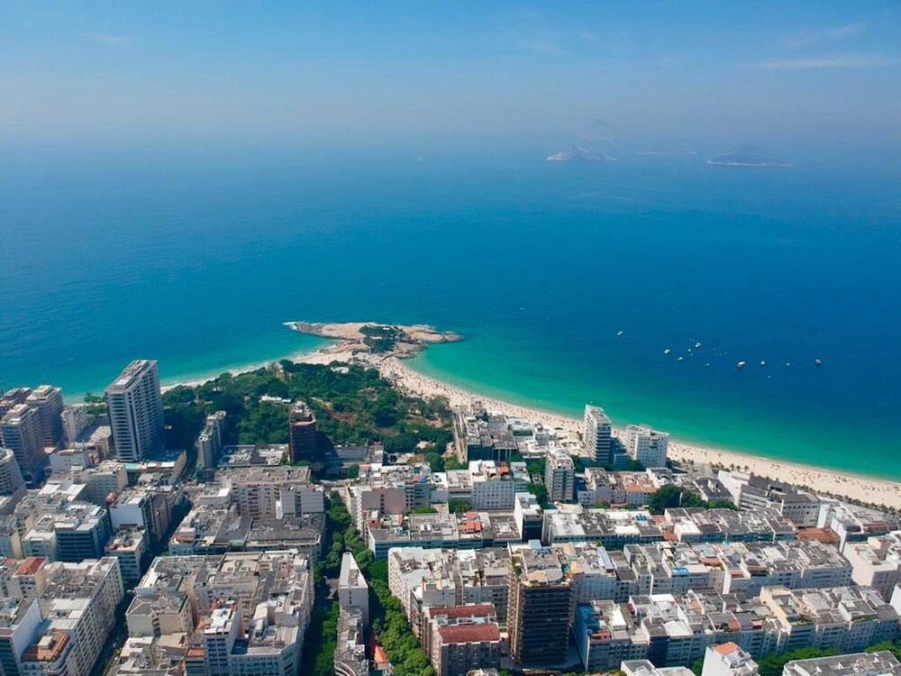 Beach & Waterfront