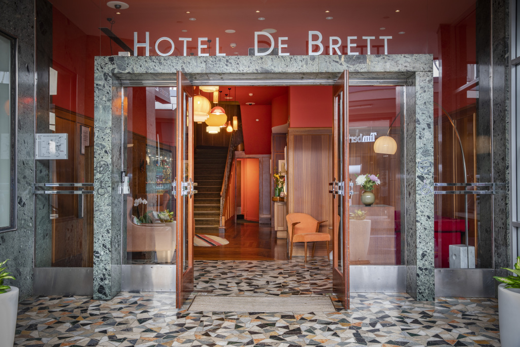 Hotel DeBrett by null