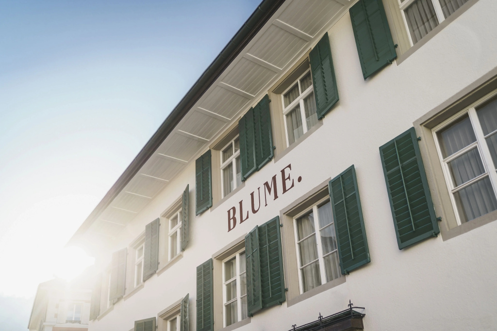 BLUME. - Baden Hotel & Restaurant