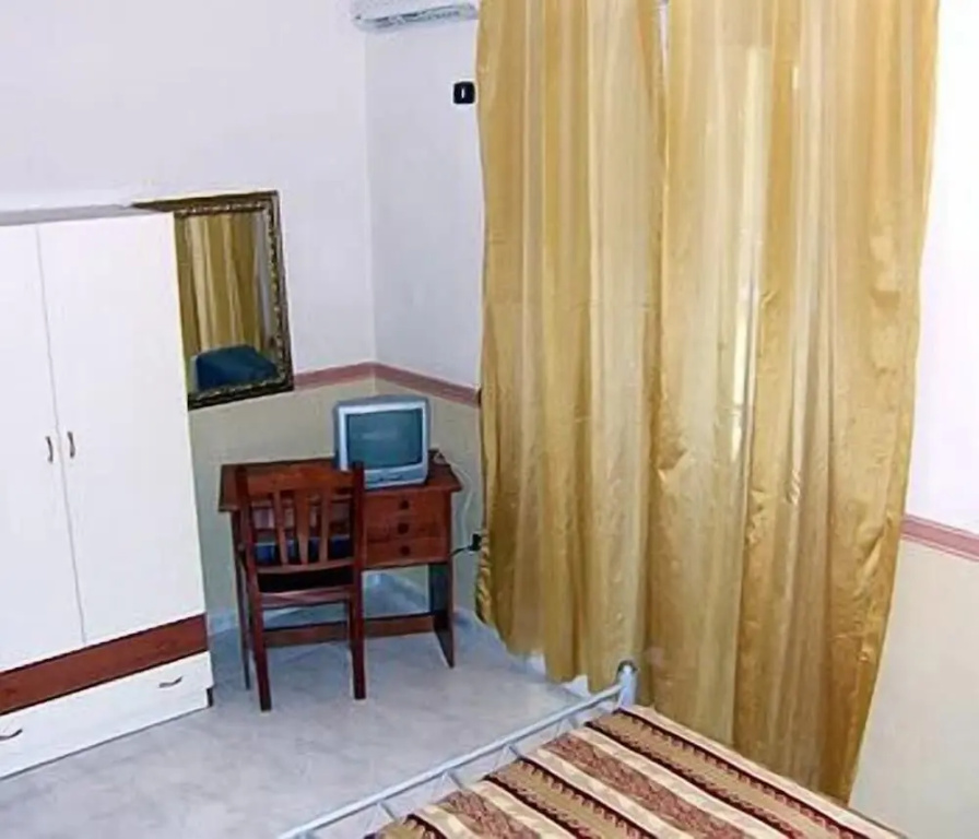 Standard Double room with balcony full double bed