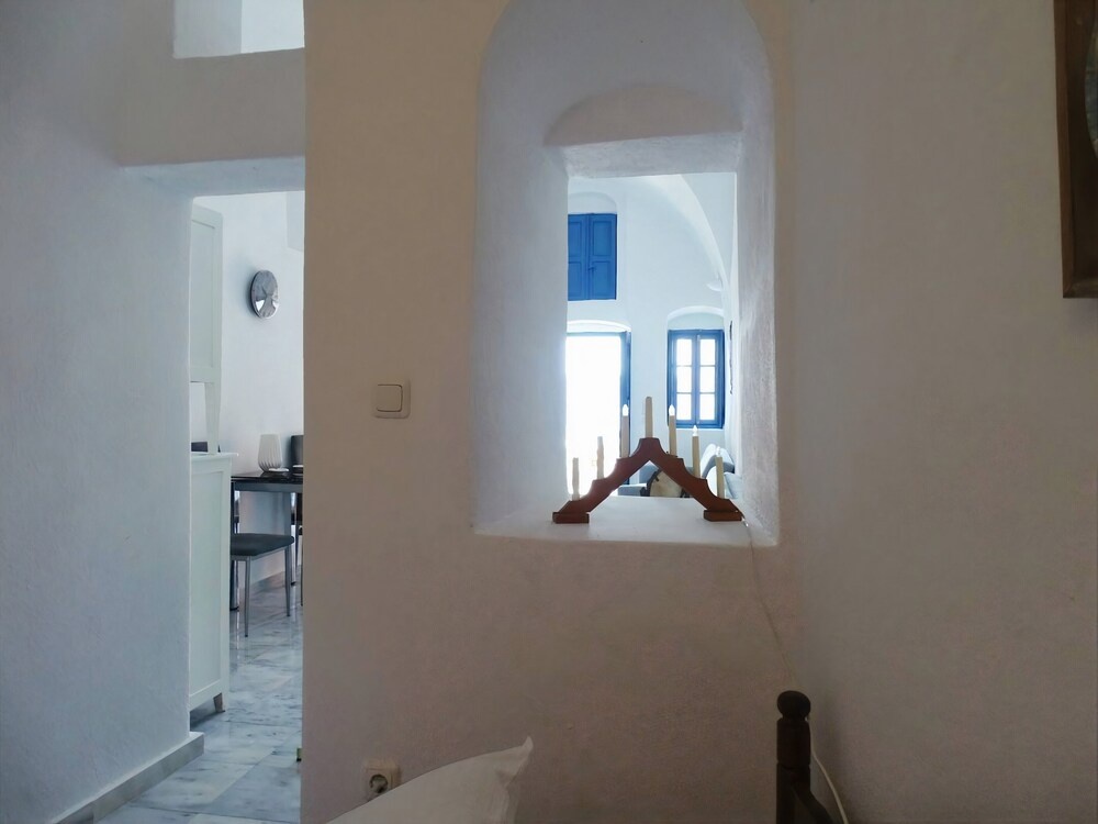 Santoecape House & Studio — 5