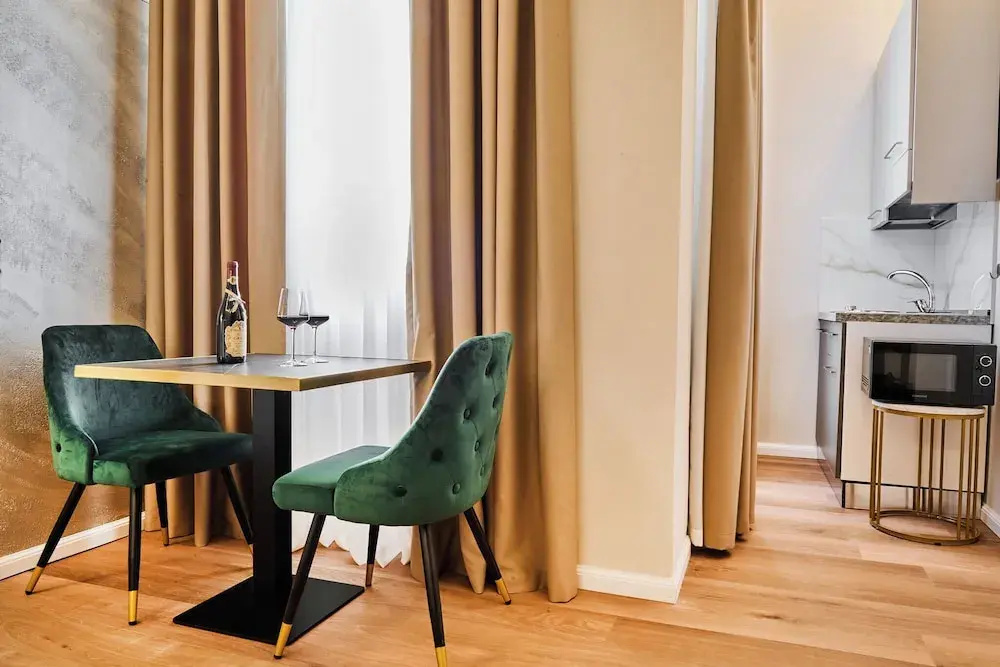 Comfort room