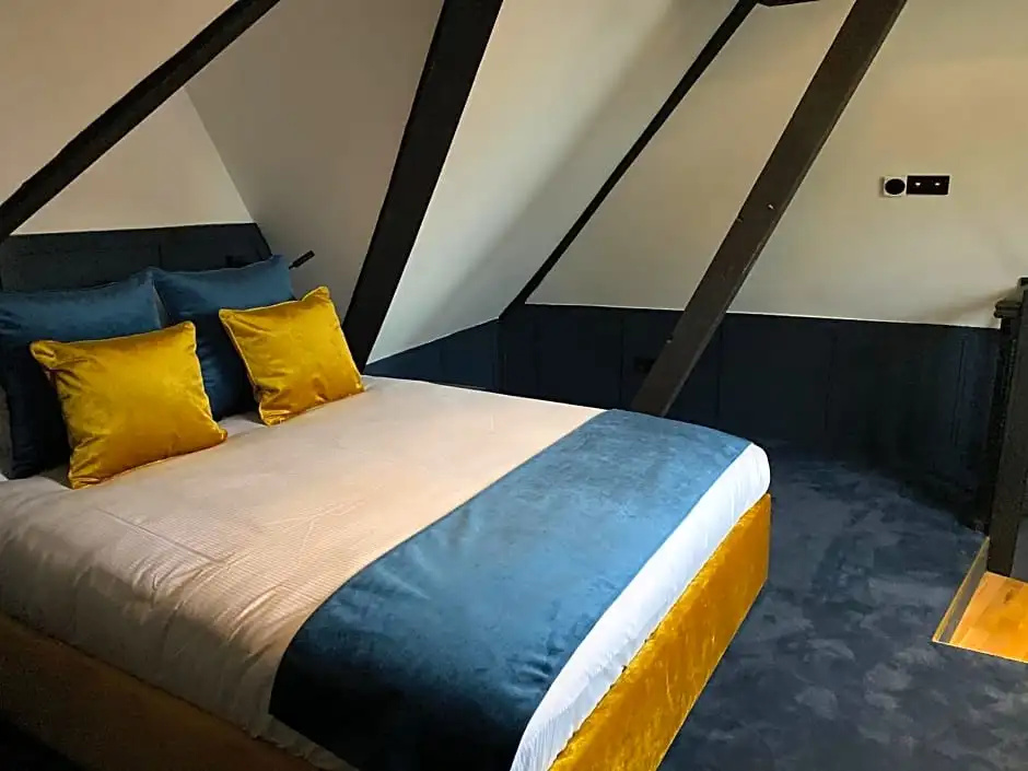 Deluxe room with water view