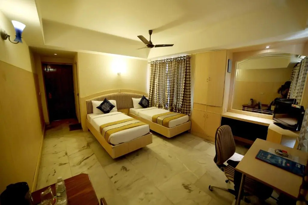 Standard Double room (full double bed)