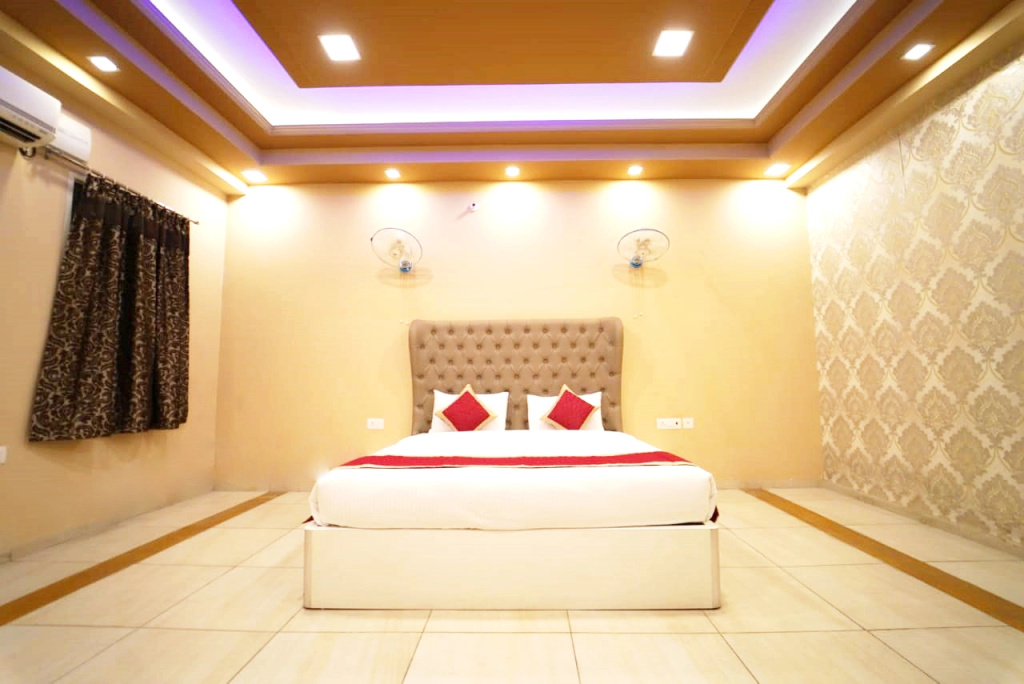 Executive room