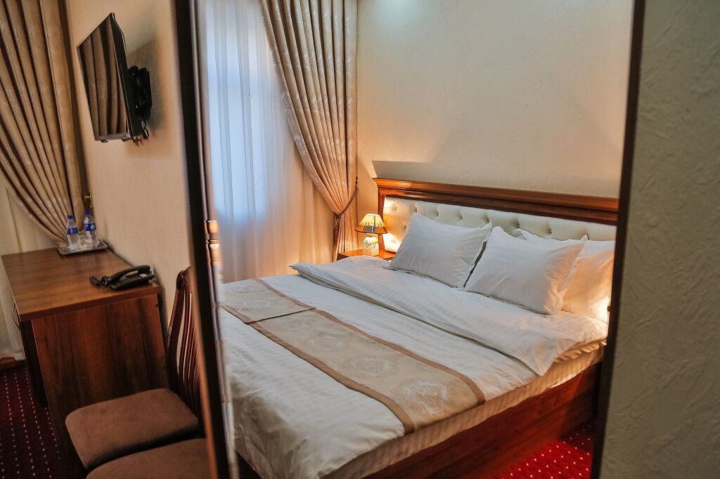 Grand Art Hotel by null