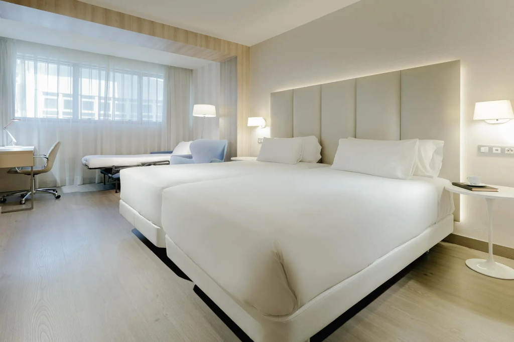 Standard Double room (full double bed)