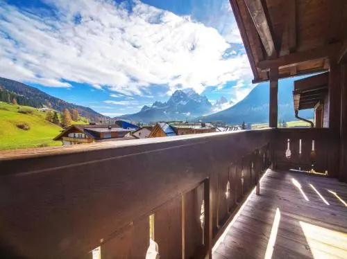 Balcony & Terrace