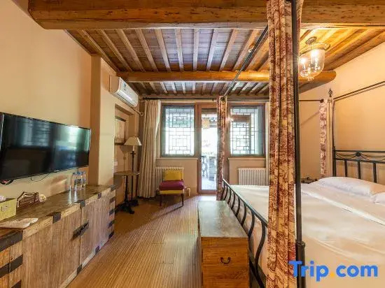 Standard Family room with balcony
