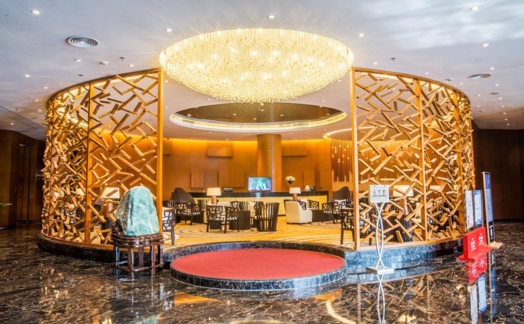 Lobby & Reception