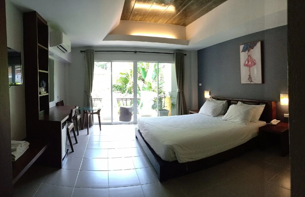 Bedroom