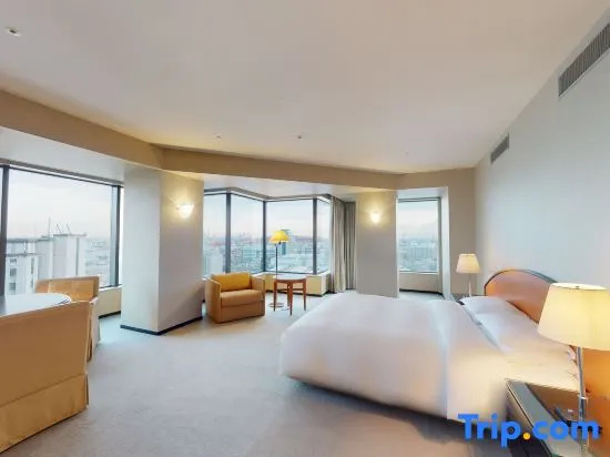 Premium Double Club room (full double bed)