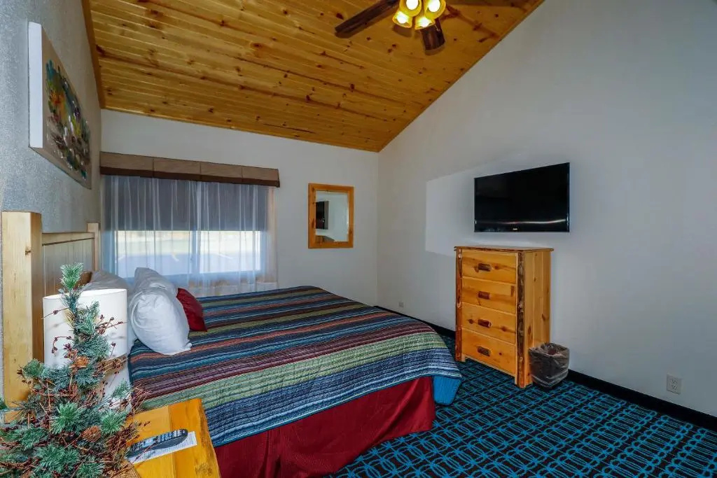 Double Family Suite (full double bed)