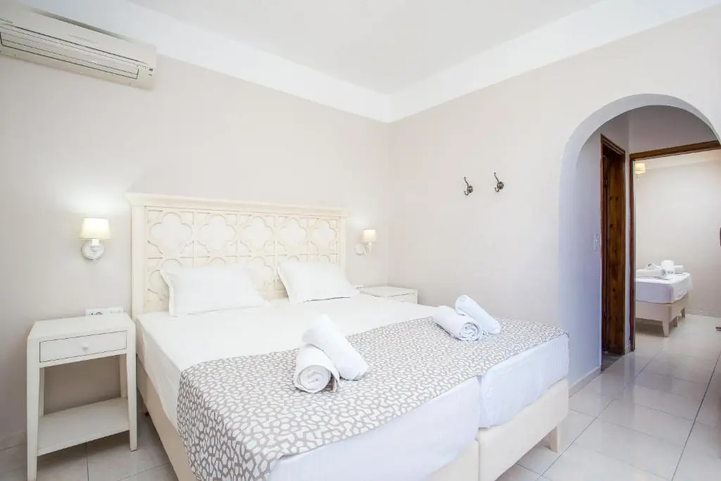 Voula Studios - Chambres