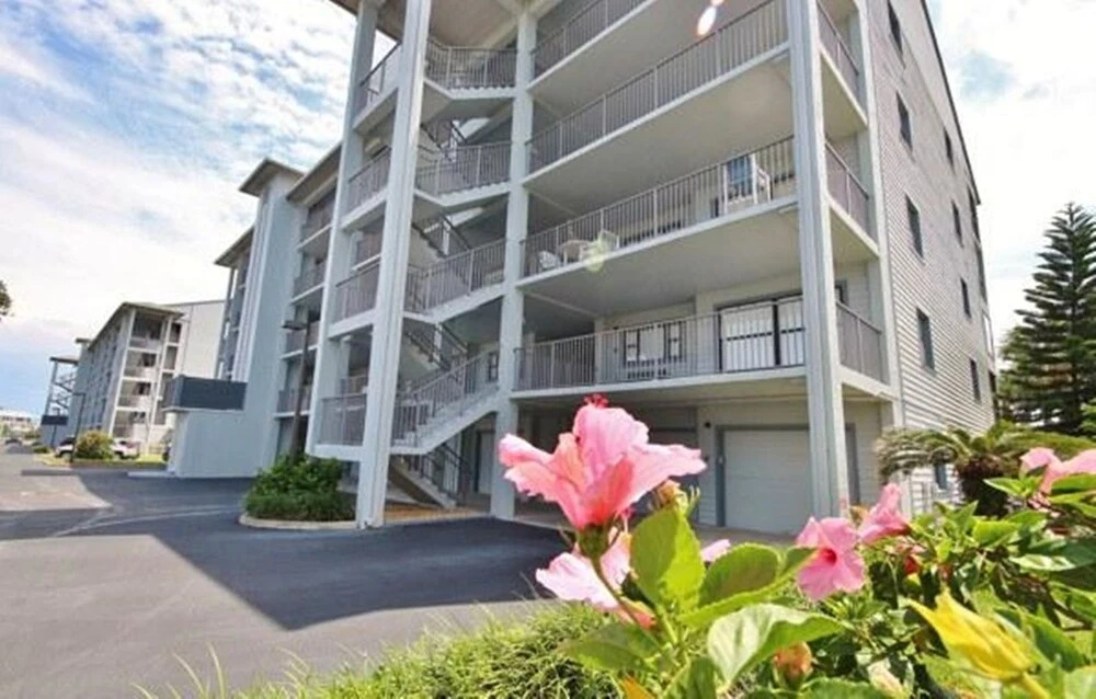 Cedar Island Club E204 Apartment 2