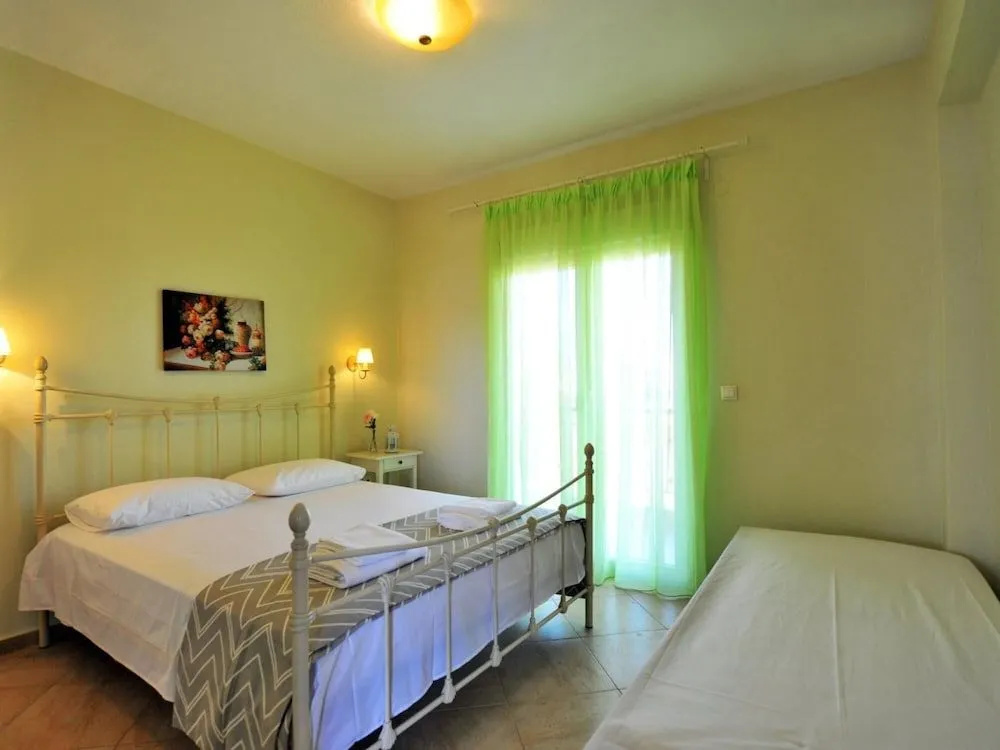 Fotinia Beach House 1st floor - Dionysiou Beac... - фото 6