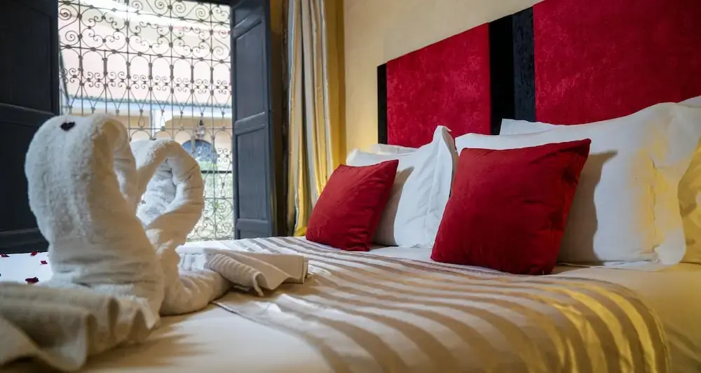 Standard Double room with courtyard view (full double bed)