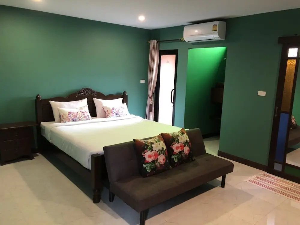 Deluxe room with balcony