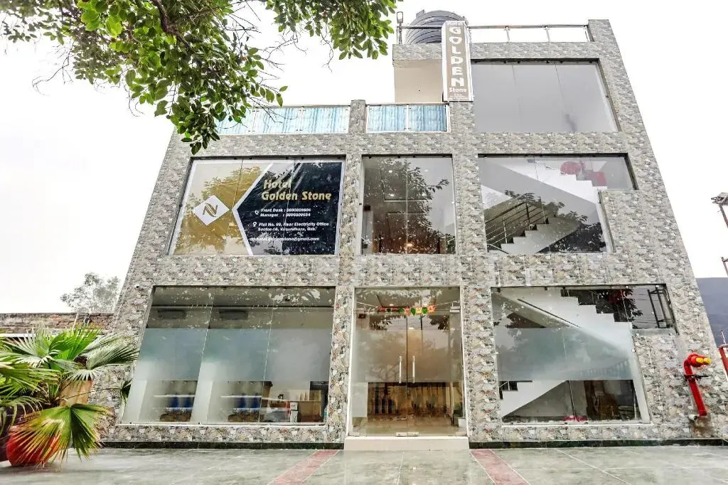 Golden Stone by OYO Rooms