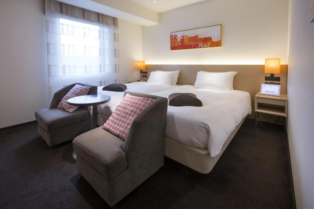 Standard Quadruple room (full double bed)