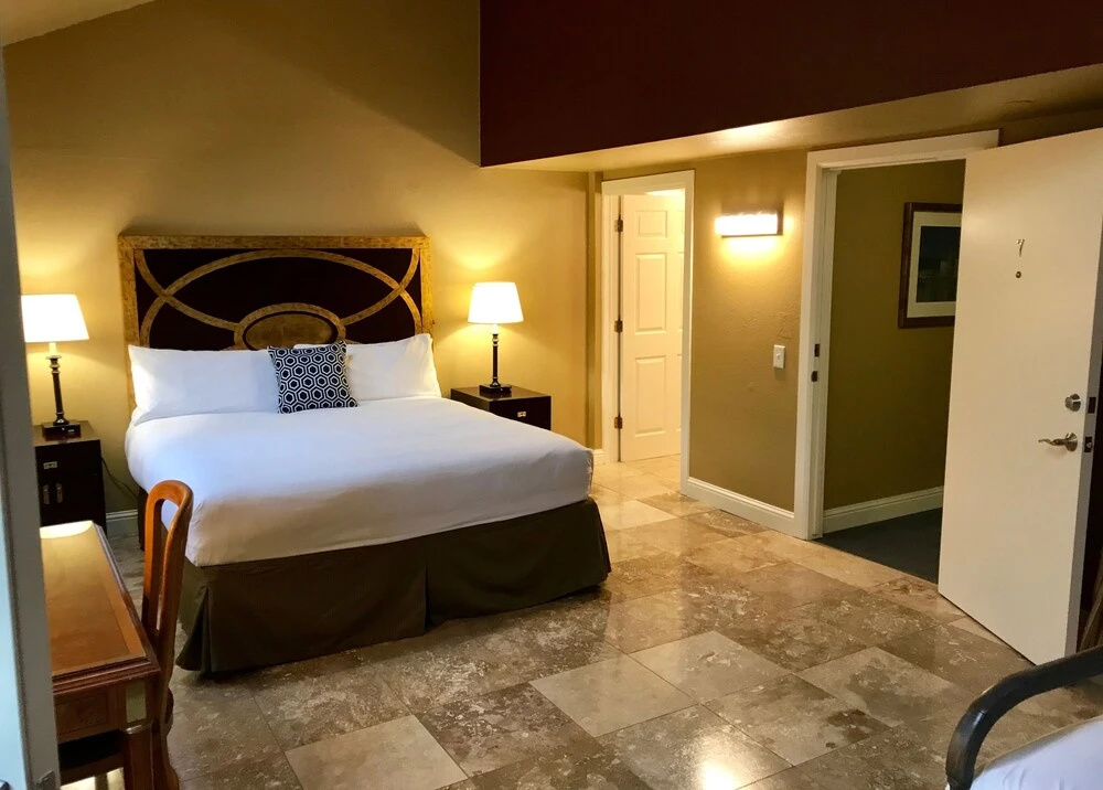 Hotel photo 2