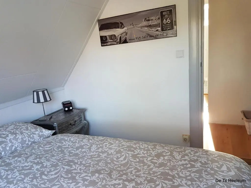 Deluxe Double Studio (full double bed)