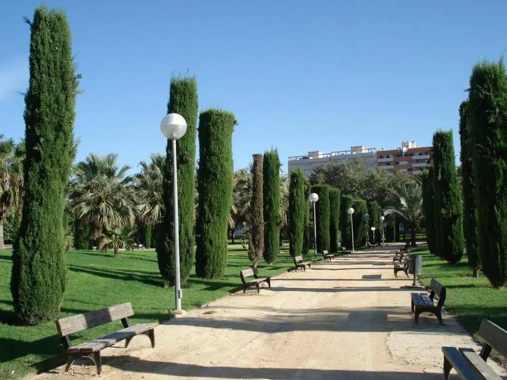 30-3- Бюджетная КОМНАТА в квартире для 2 человека, Alicante