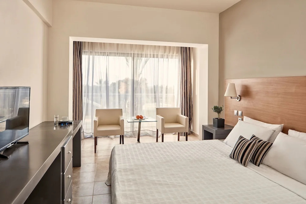 Comfort Double room with pool - sea view (full double bed)